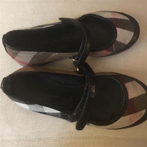 Poshmark Burberry shoes